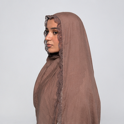 Écorce porté de profil, voile modal marron taupe