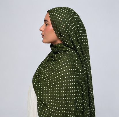 Clairière porté de profil, voile modal vert à pois